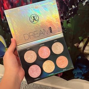 Anastasia Beverly Hills dream glow kit